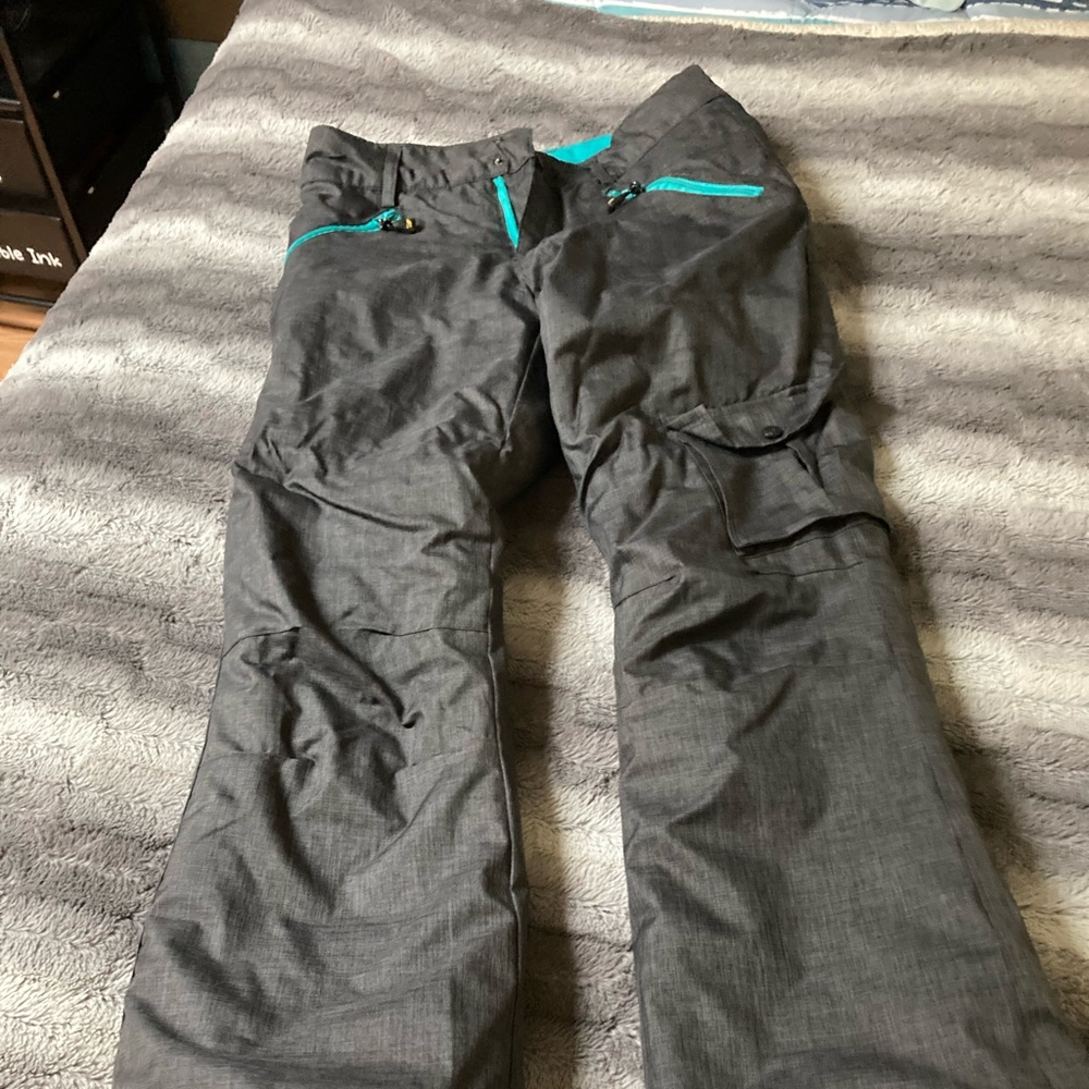 Snowsuit - Picture 2 of 14